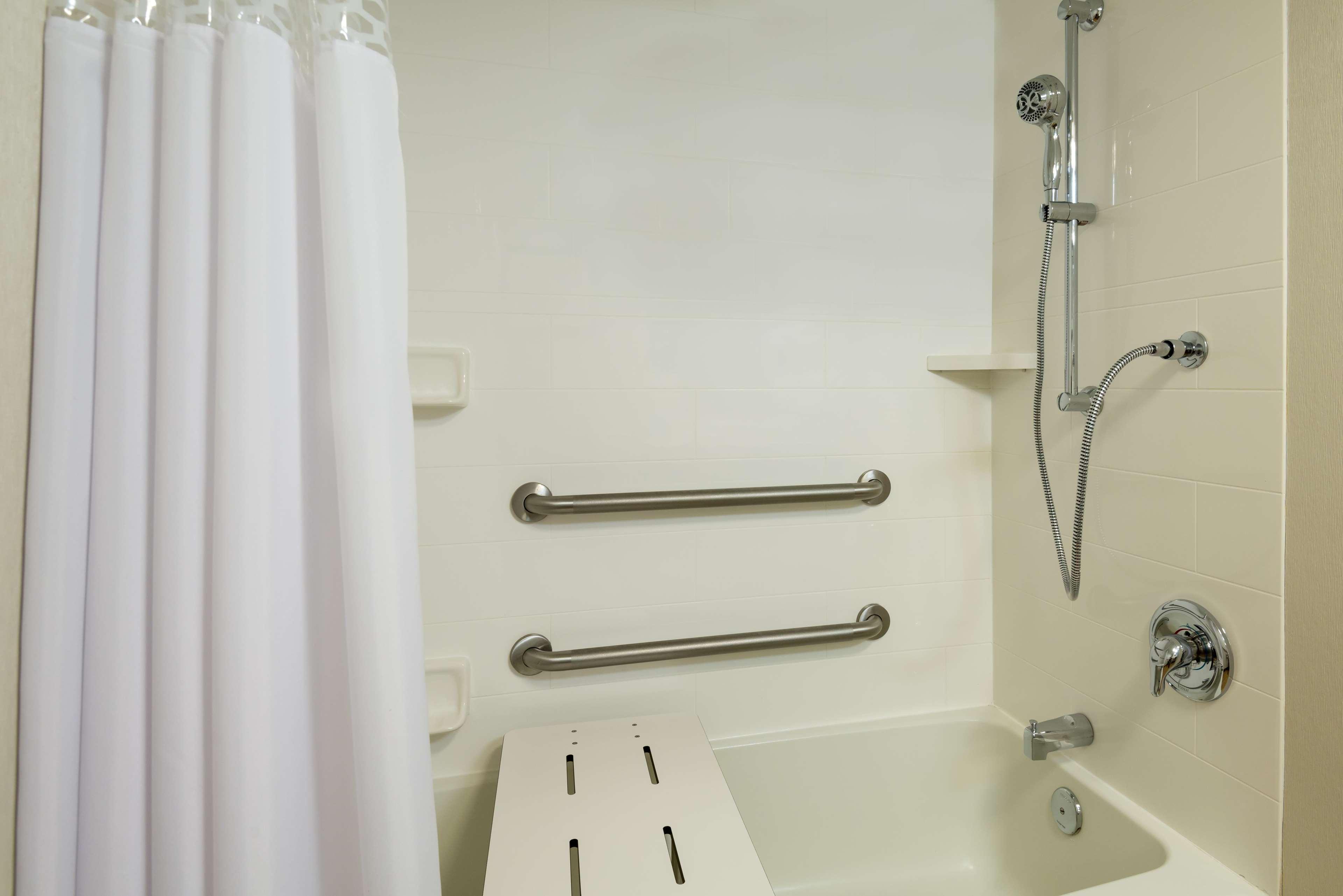 Hampton Inn Buffalo-Airport Galleria Mall Cheektowaga Dış mekan fotoğraf