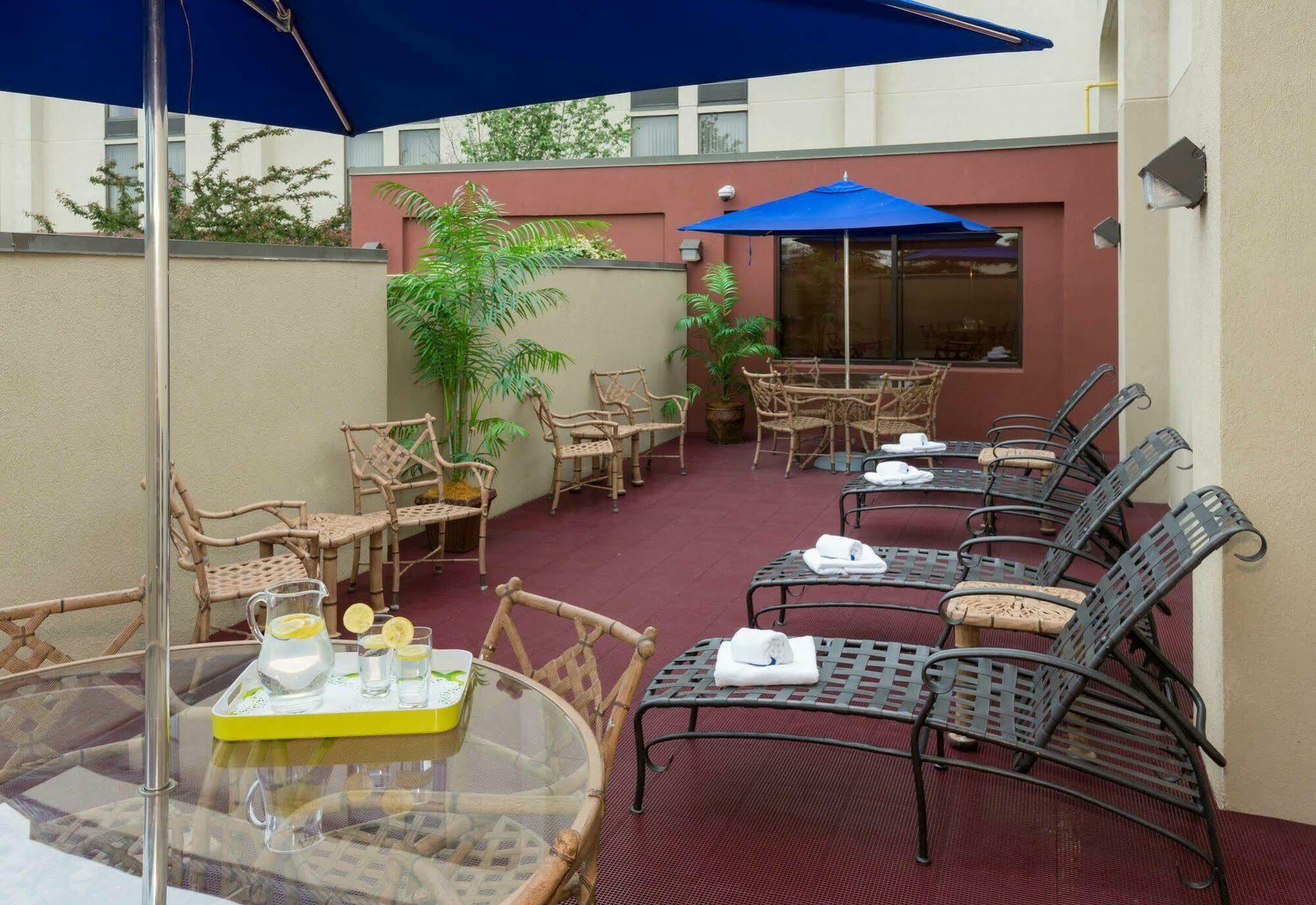 Hampton Inn Buffalo-Airport Galleria Mall Cheektowaga Dış mekan fotoğraf